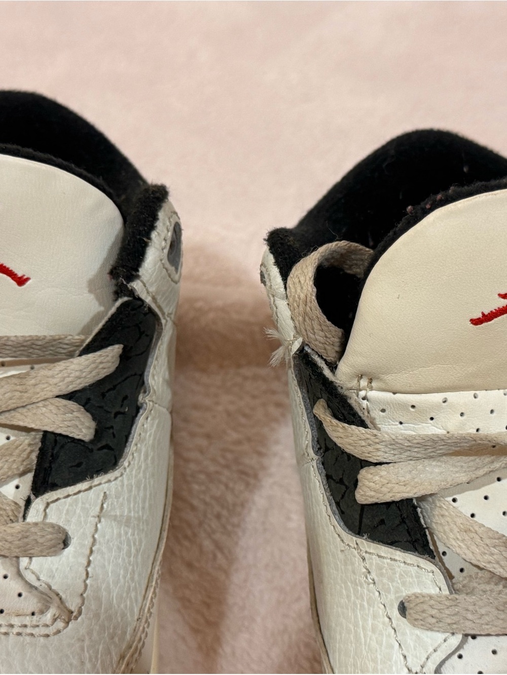 Jordan Kids White Black Red Sneakers - Picture 3 of 4